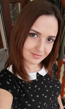 Erika (Slowakei, Bratialava - 27 Jahre)