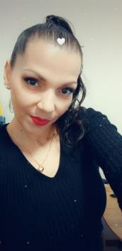 Adriana (Slowakei, Senec - 39 Jahre)