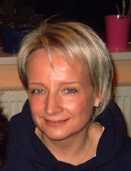 Gina  (Tschechische Republik, Dobřichovice - 49 Jahre)