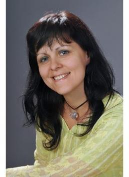 Andrea (Slowakei, Trnava - 48 Jahre)